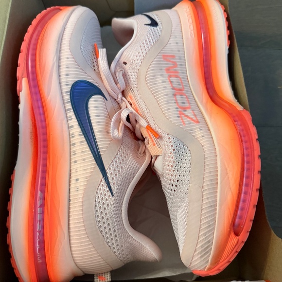 Men’s Athletic shoes